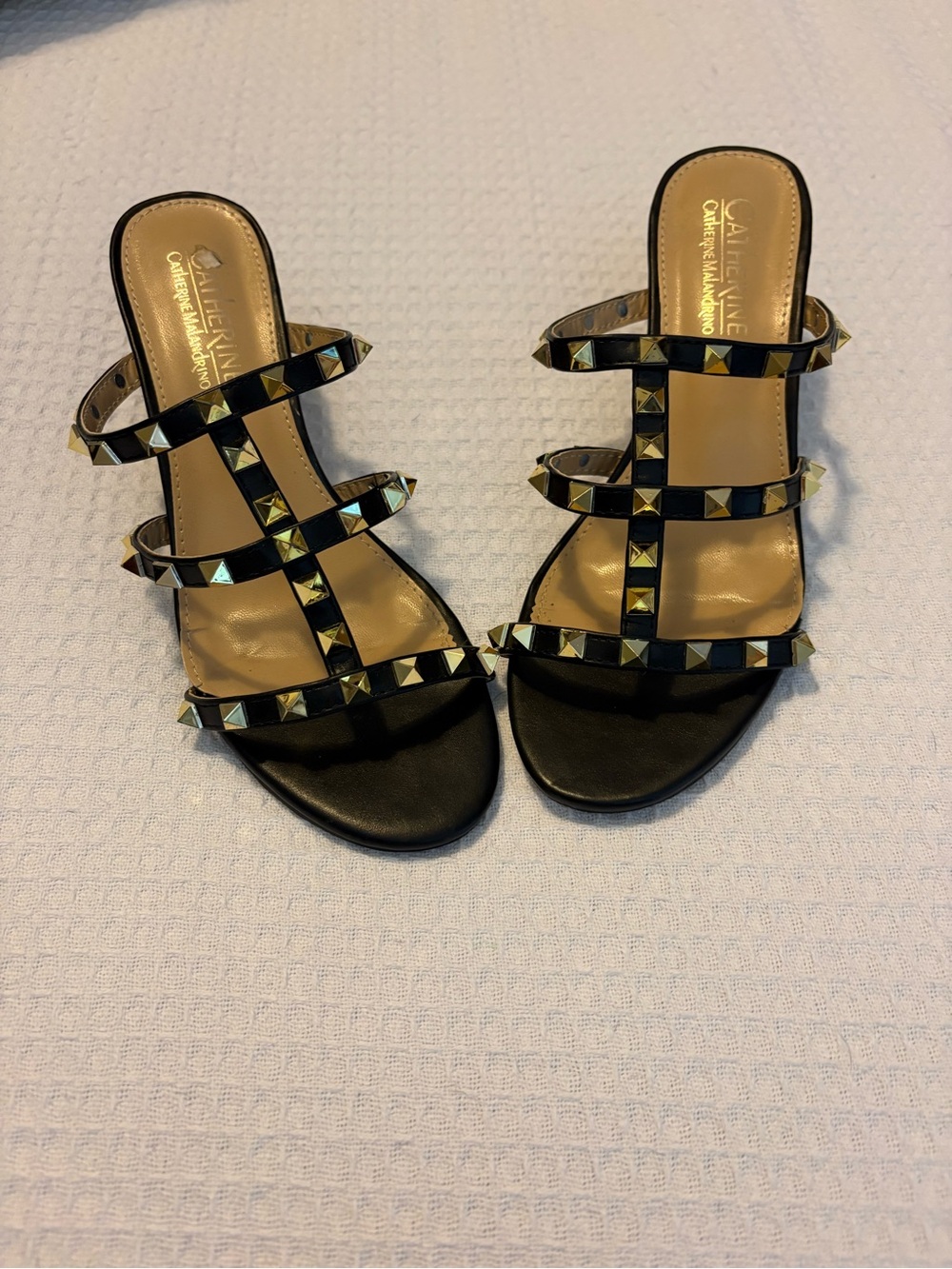 Catherine Malandrino Black Pyramid-Stud Slide Sandals